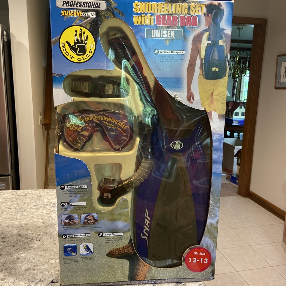 Body Glove Snorkel Set -NEW