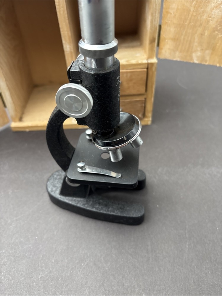 Vintage Precision Optical Co. Microscope Model 500 with CASE +LIGHT + Slides