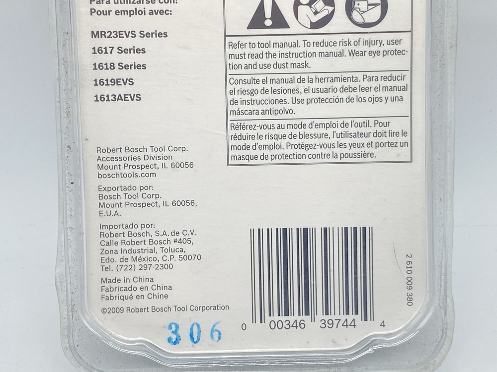 Bosch RA1126 Quick Change Template Guide Adapter NIB