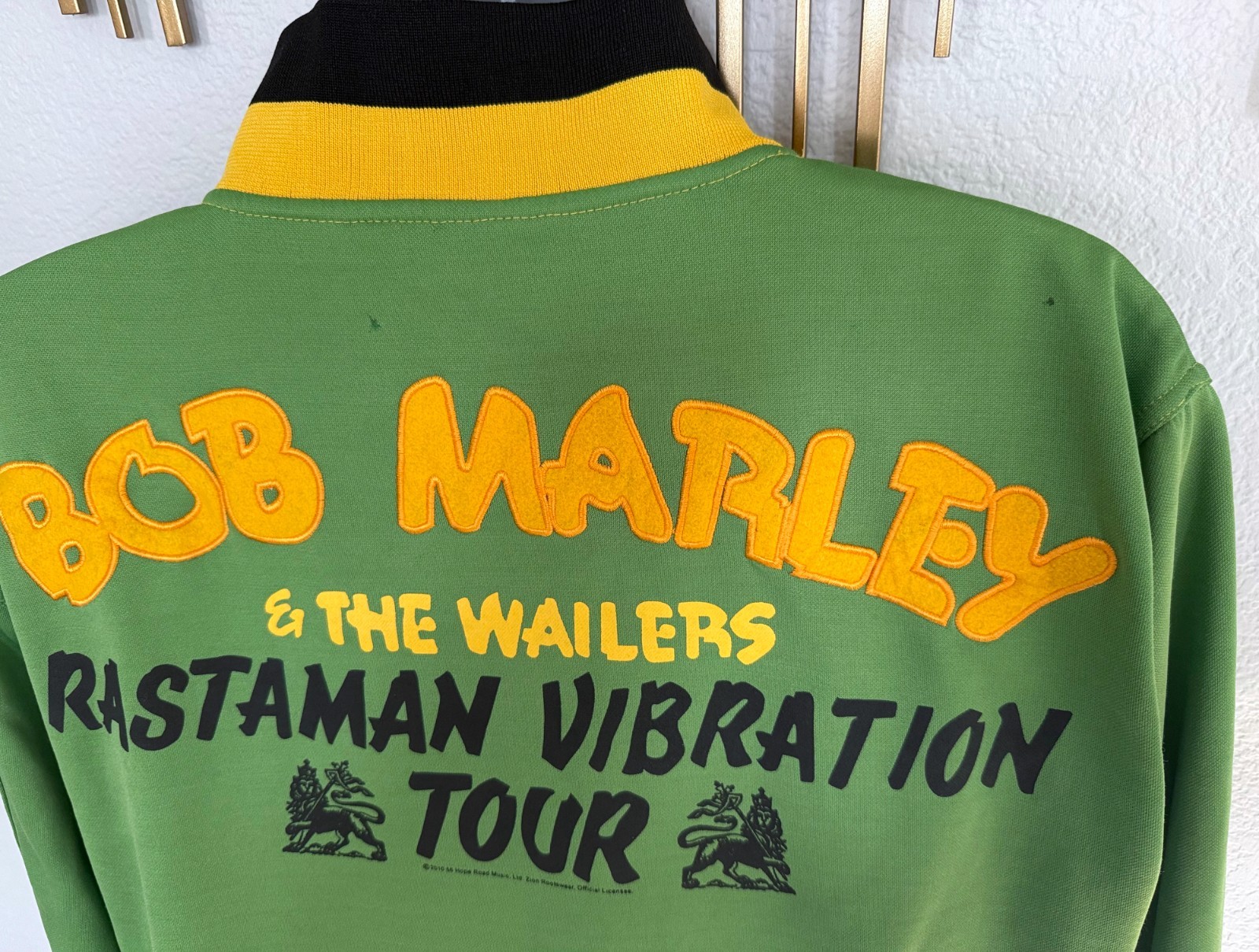 BOB MARLEY & the WAILERS RASTAMAN CATCH A FIRE GREEN JACKET VIBRATION TOUR SZ XL