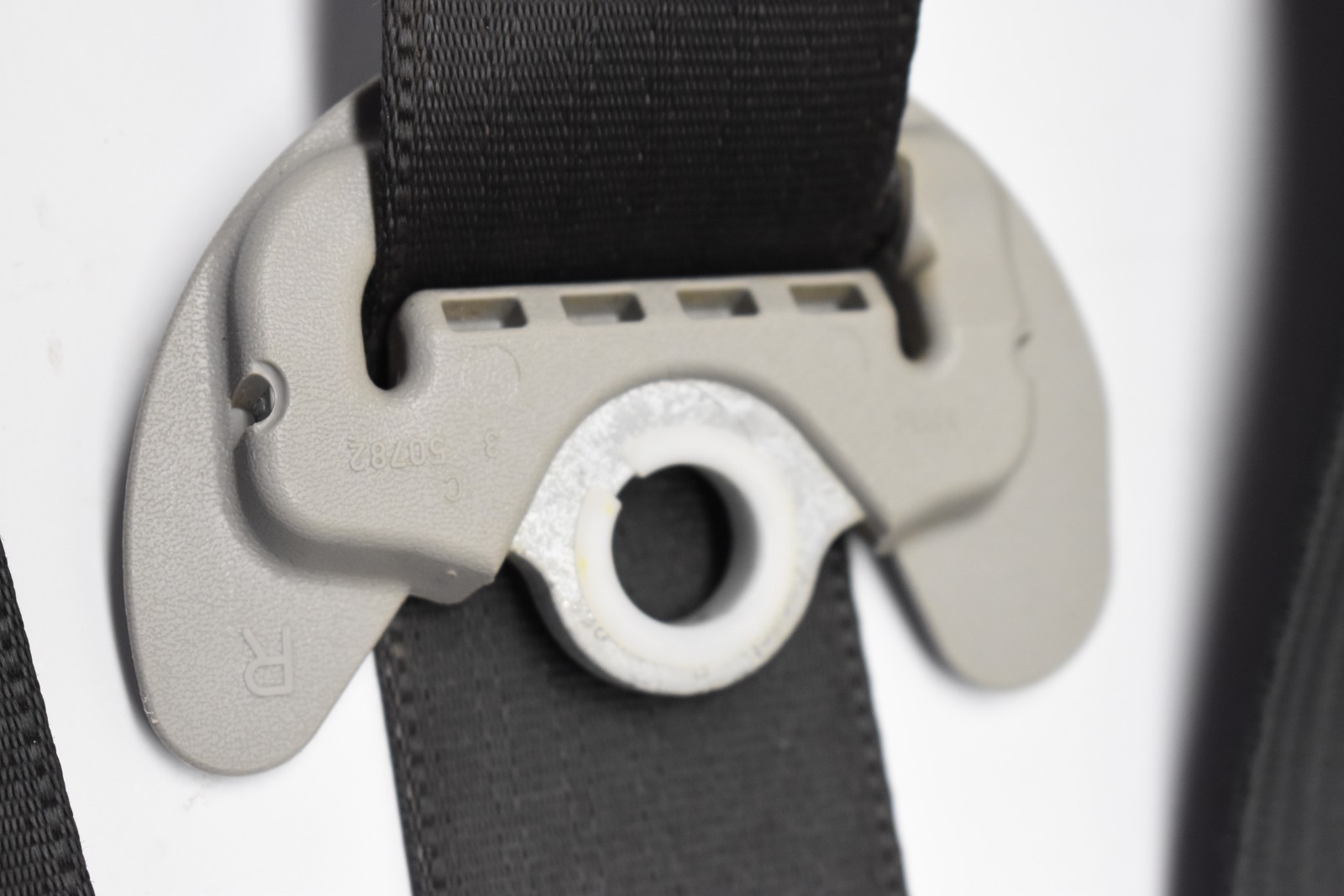 2009-2013 TOYOTA TUNDRA PASSENGER FRONT SEAT BELT RETRACTOR BLACK OEM CREW DBL