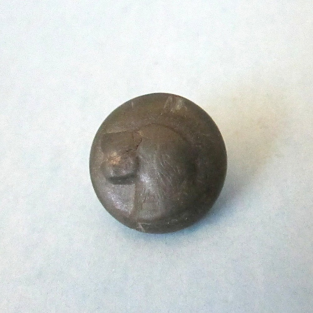 Retriever Spaniel Dog Head BUTTON Composition Rubber Vintage