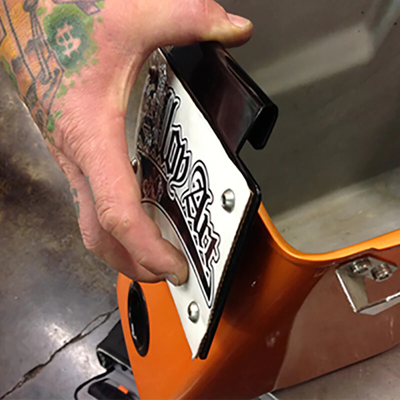 Alloy Art® Down Low Removable License Plate Mount