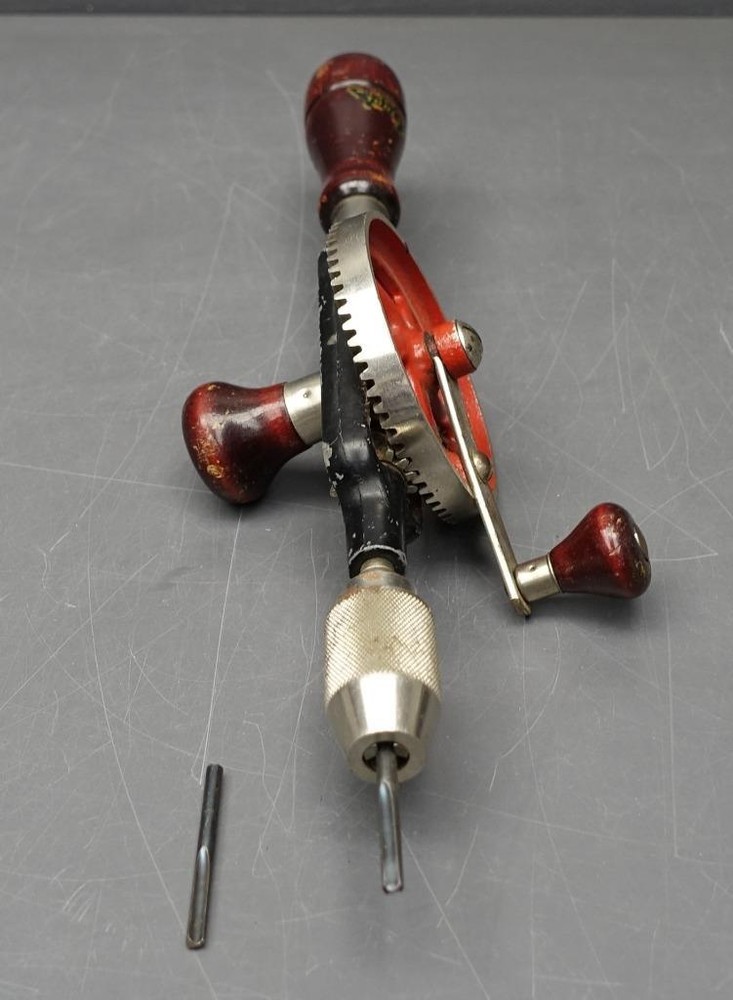 Millers Falls Manual Drill Tool Egg Beater No. 5 Handle Compartment Holds Bits