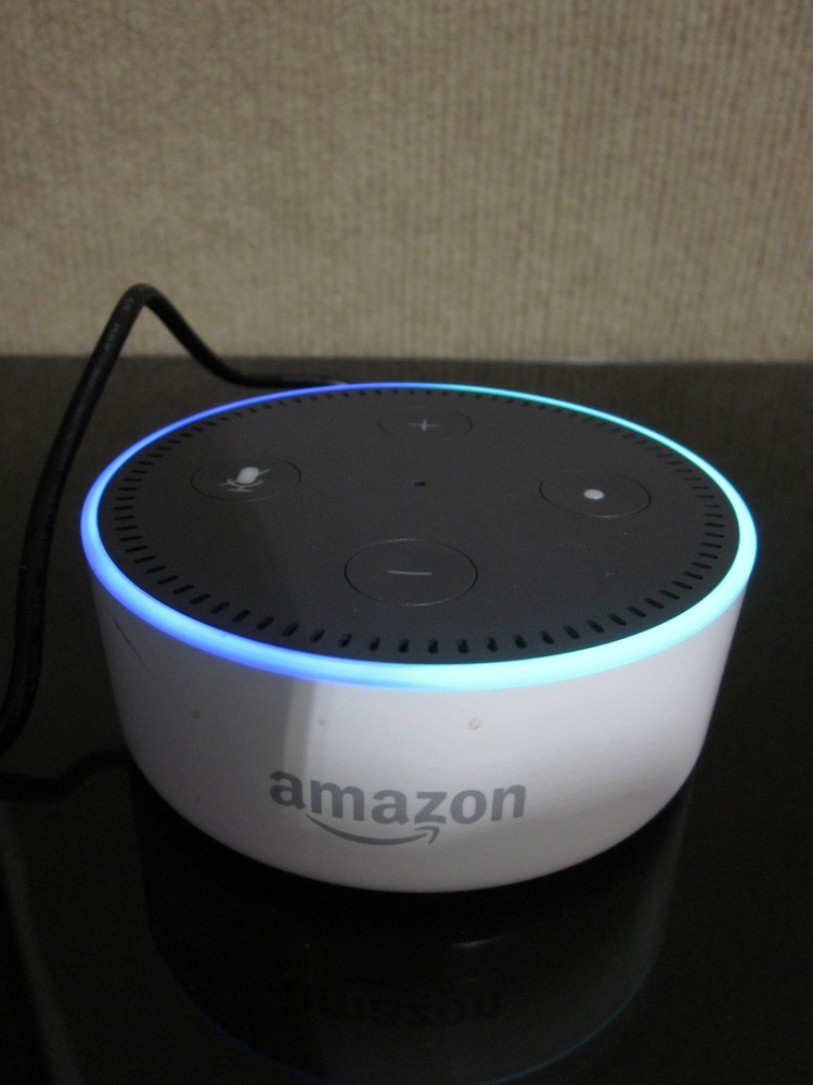 Amazon Echo Dot 2nd Generation Smart Assistant White RS03QR