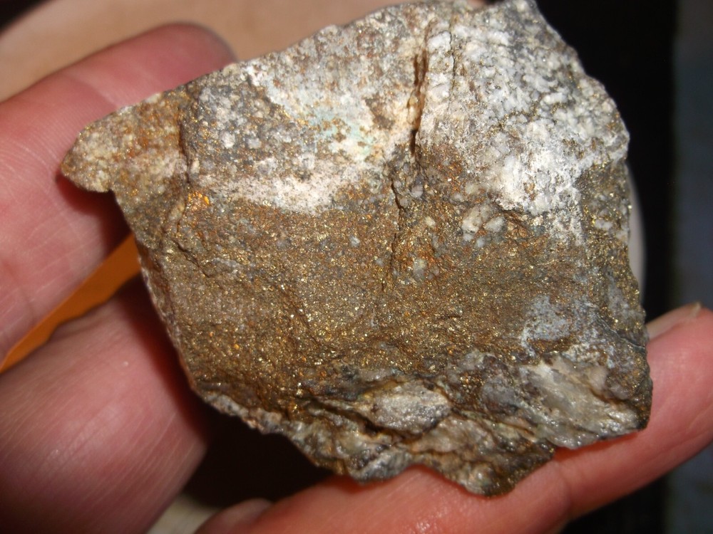 gold silver copper ore, 213 grams samples ,ore high grade .