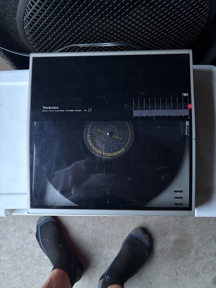 Technics direct drive automatic turntable system SLJ3