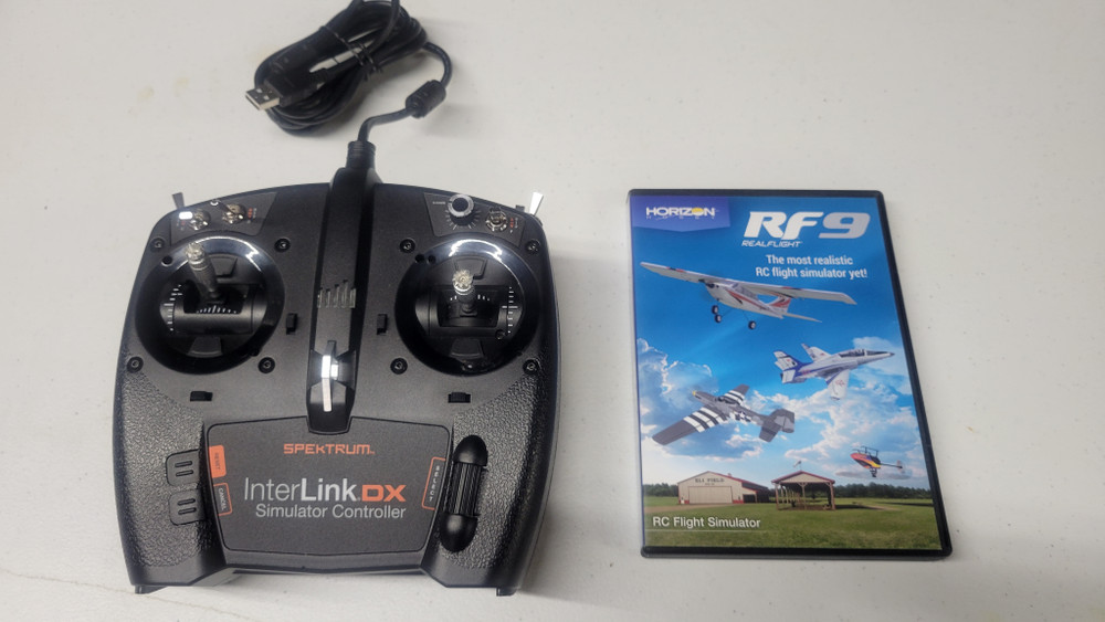 RealFlight RF9 RC Flight Simulator Software w/ Spektrum Interlink DXController