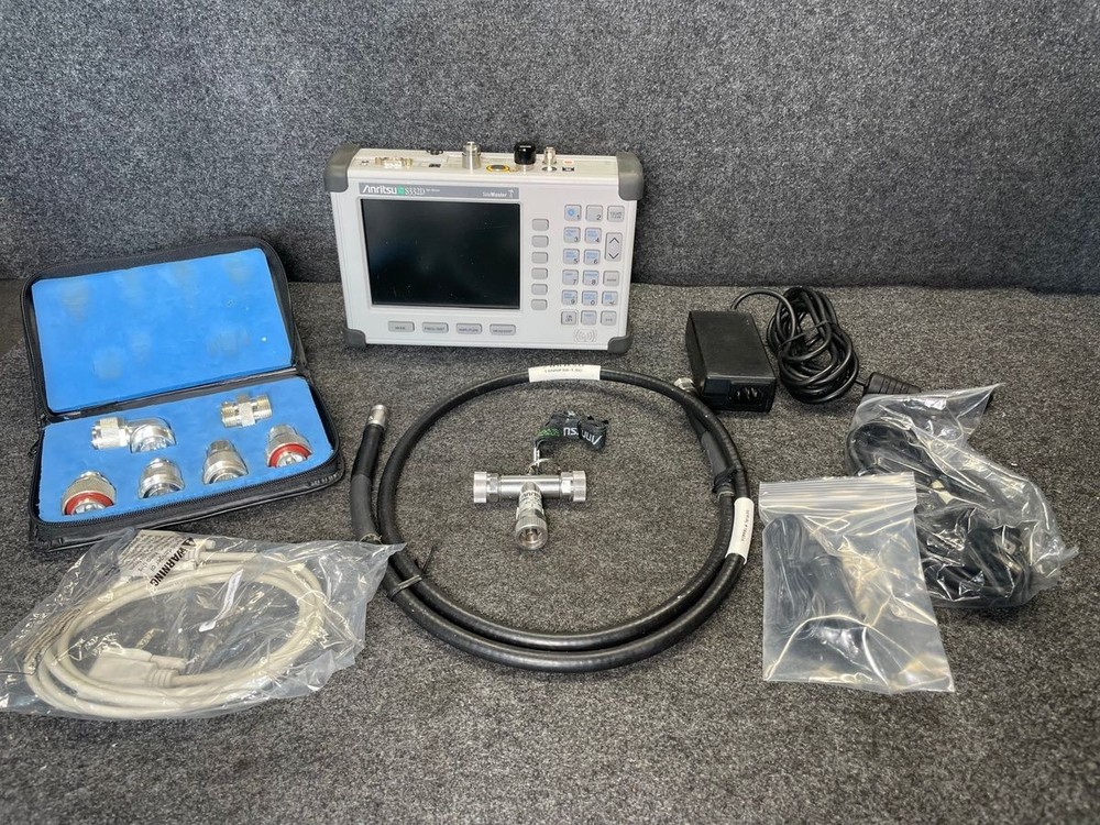 ANRITSU S332D SiteMaster Cable Antenna Analyzer w/Accessories, Exp Calibration