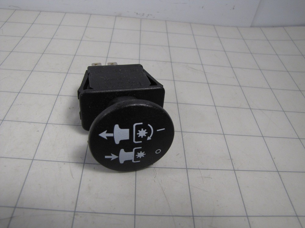 Delta Series 6204 PTO Switch Push / Pull 8-Pin NEW