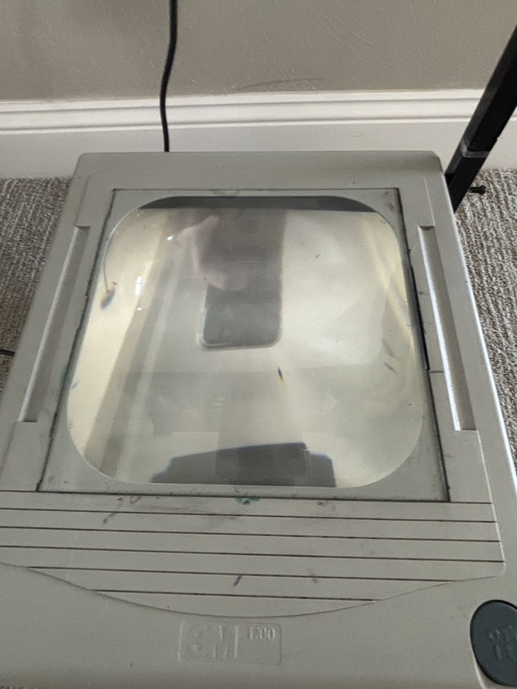 Overhead Projector 3M 1700 - LIGHT AND FAN Work Great!