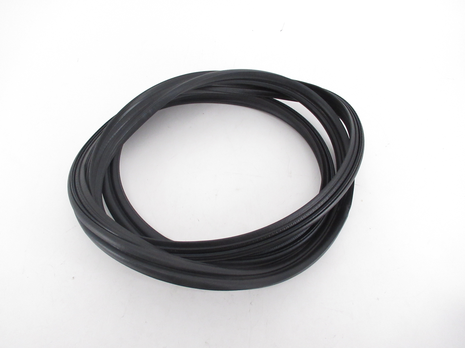 Genuine OEM Subaru 57532FE000 Trunk Lid Weatherstrip Seal 2002-2007 Impreza