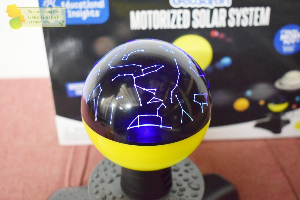 Educational Insights Motorized Solar System