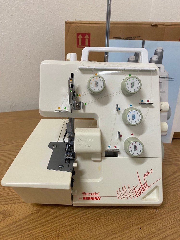 Bernina Bernette FunLock 004-D Serger Sewing Machine with Tools / Original Box