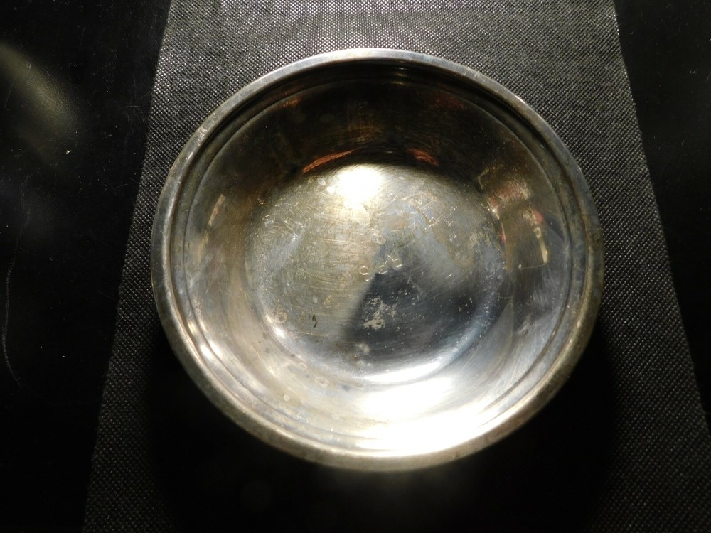 VINTAGE REED & BARTON CANDY DISH!  e248DXX