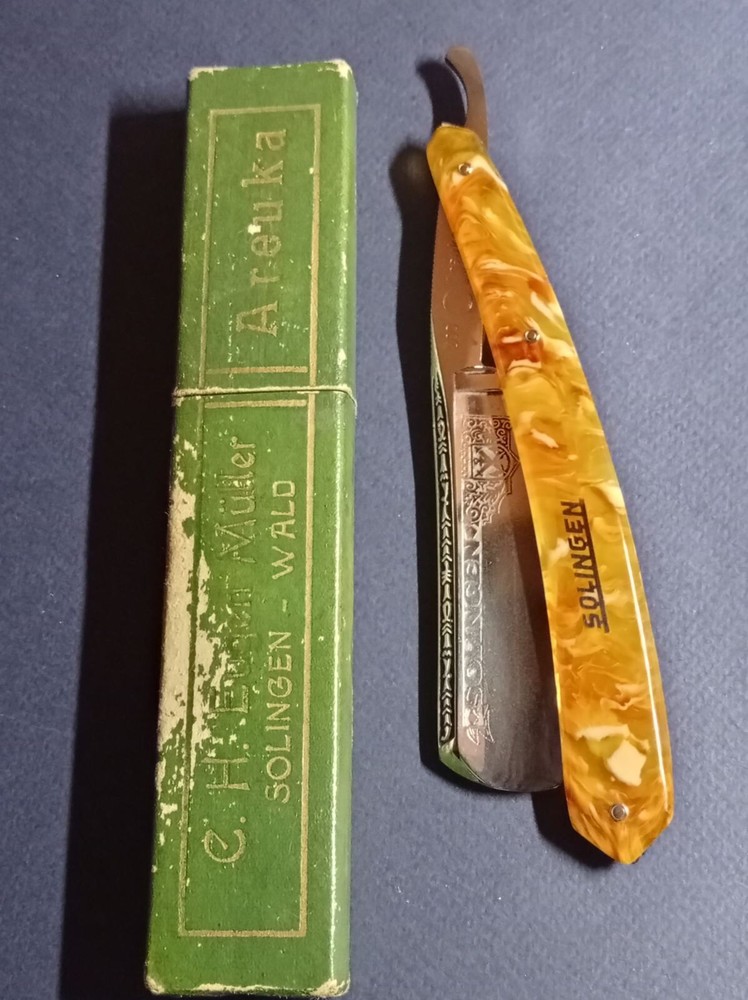 Vintage sstraight razor "Areuka" Solingen
