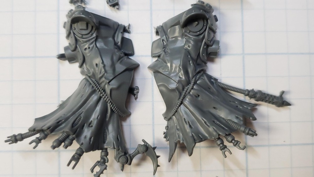 40k Adeptus Mechanicus Bits Tech Priest Manipulus Bionic Robed Body w Feet