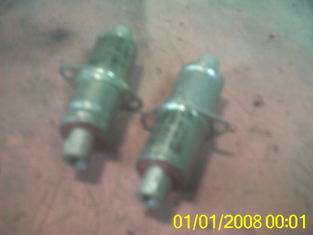LOT 2 50 AMP FILAMENT CHOKE FEED TROUGH 2 MFD CAPACITOR TYPE CHSSIC MOUNT HAM