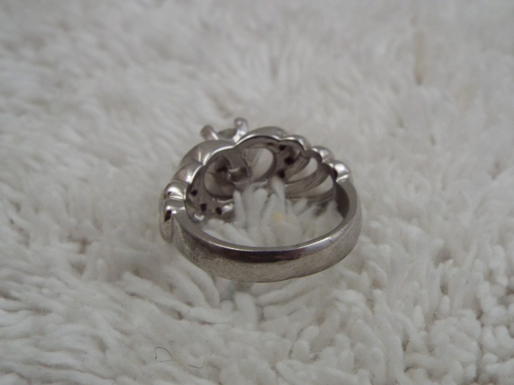 Silvertone Rhinestone ~ Size 6 Ring