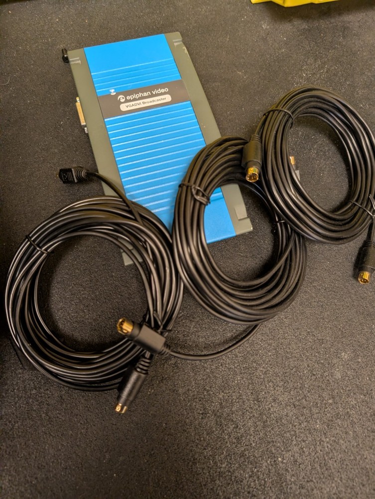 Epiphan | VGADVI Broadcaster | VGA, DVI, HDMI Video Encoder + 3 SVideo Cables
