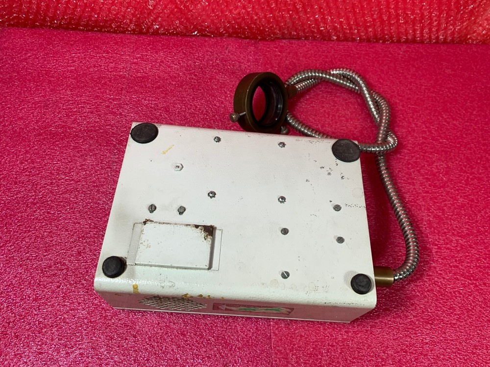 Volpi Intralux 4000 Fiber Optic Light Source for Microscope