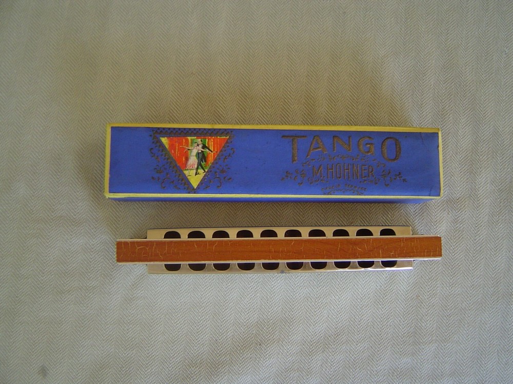 "TANGO" "C" SINGLE SIDED TREMELO HARMONICA BY M. HOHNER & NICE STORAGE BOX