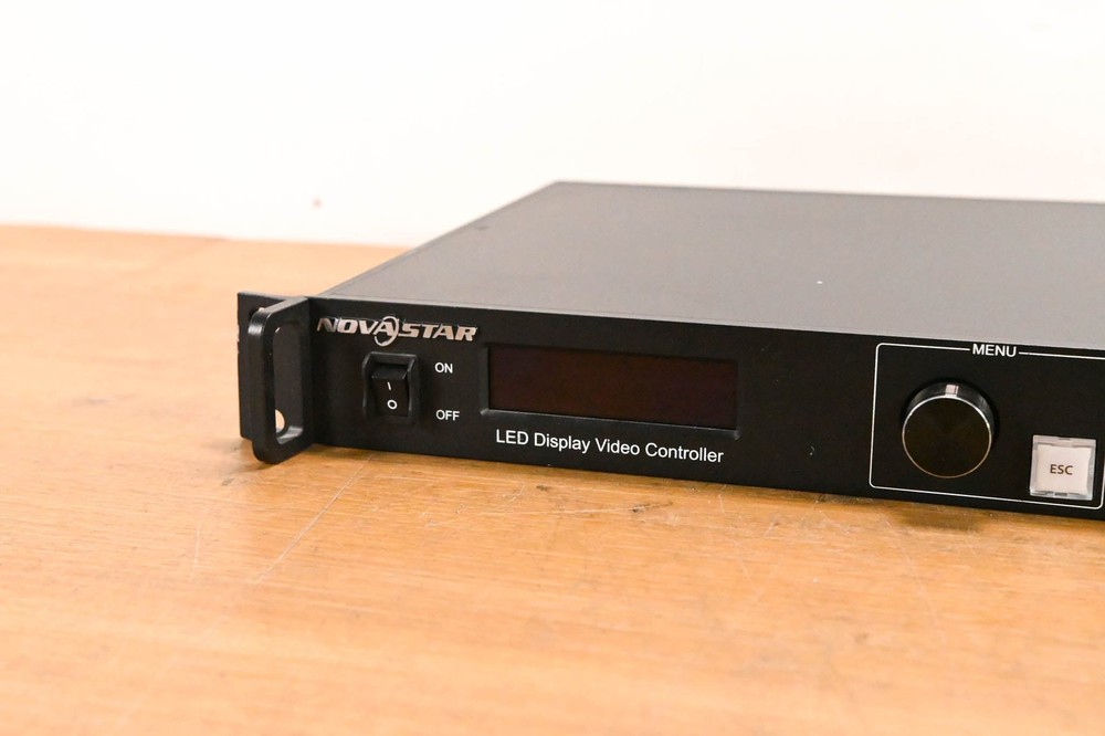 NovaStar VX4S All in One LED Display Controller CG01TXA