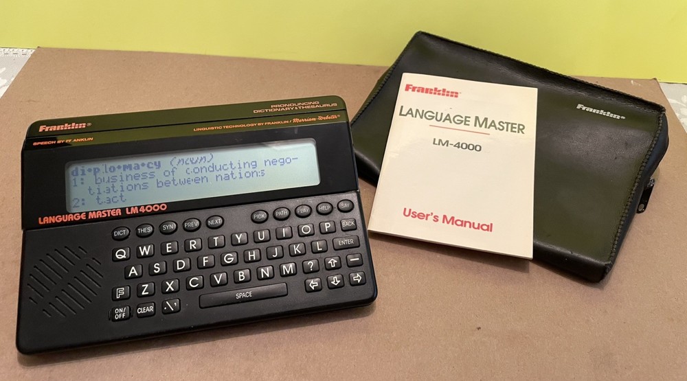 Franklin Language Master LM4000 Talking Pronouncing Dictionary Thesaurus Working