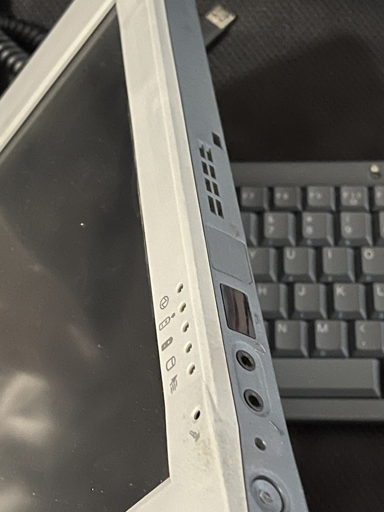 Vtg Fujitsu Stylistic 3400 Computer Touch Screen Vintage UNTESTED AS IS!!
