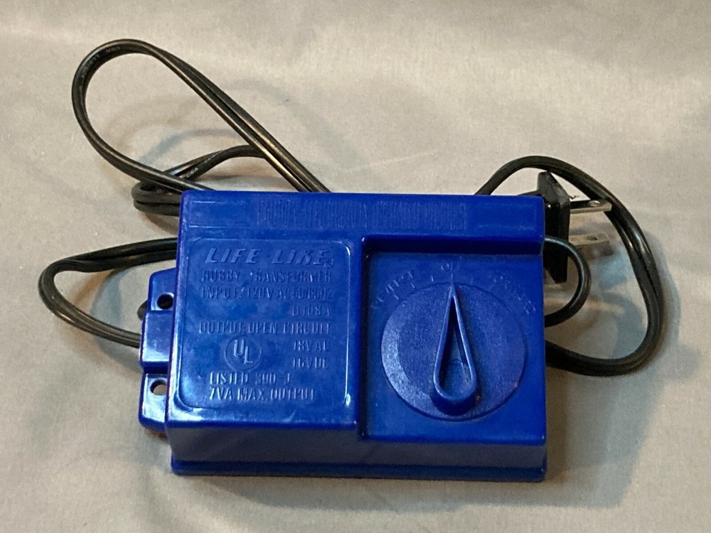 LIFELIKE Variable Speed Hobby Transformer 120V Reverse and Forward