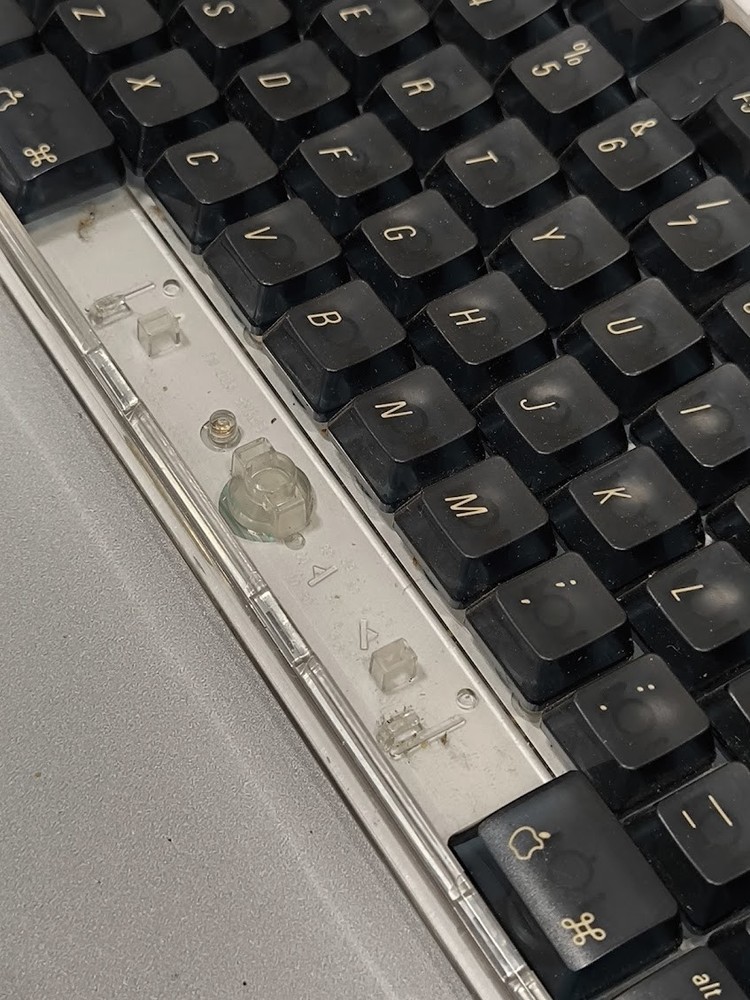 Apple USB Keyboard M7803 - Untested, Vintage