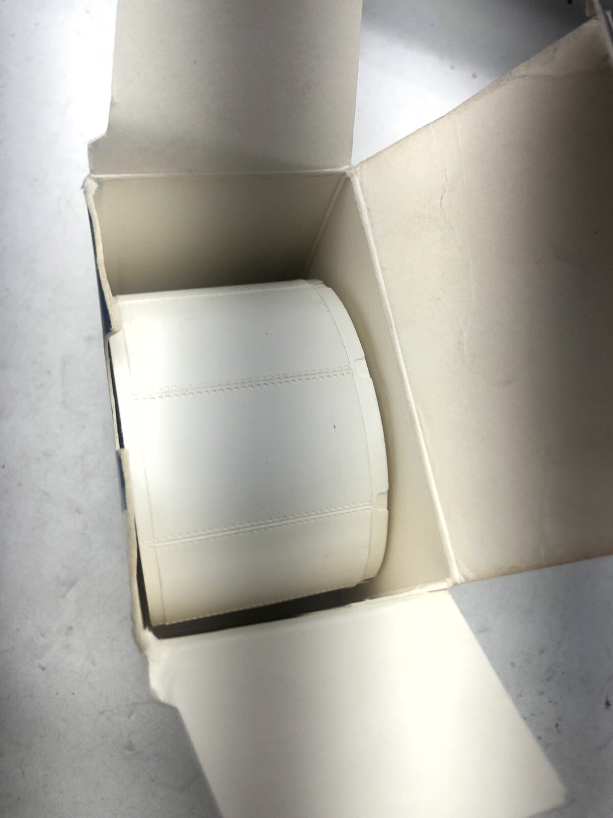 NEW BRADYSLEEVE WIREMARKER 32544 / WMS-617-321 250 CNT ROLL 1.5" X 1.00"