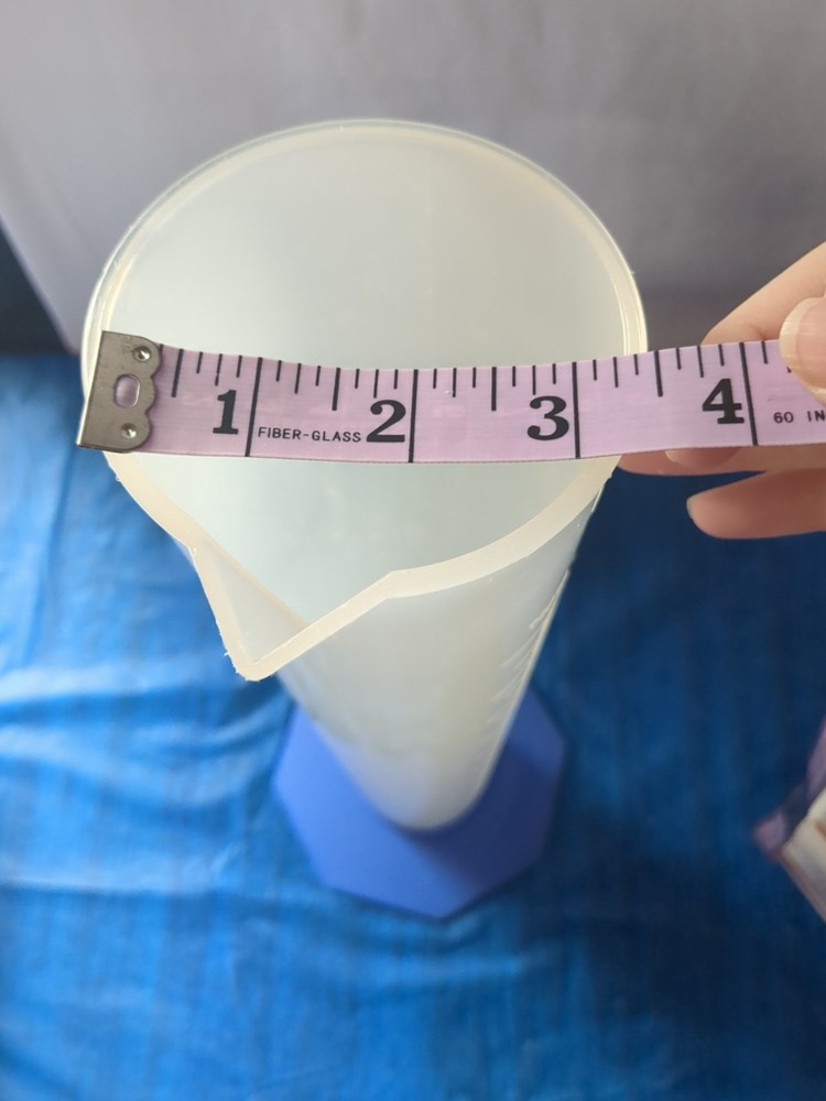 Nalgene 2000 ml (2 L) Graduated Cylinder, Beaker, Lab Measure