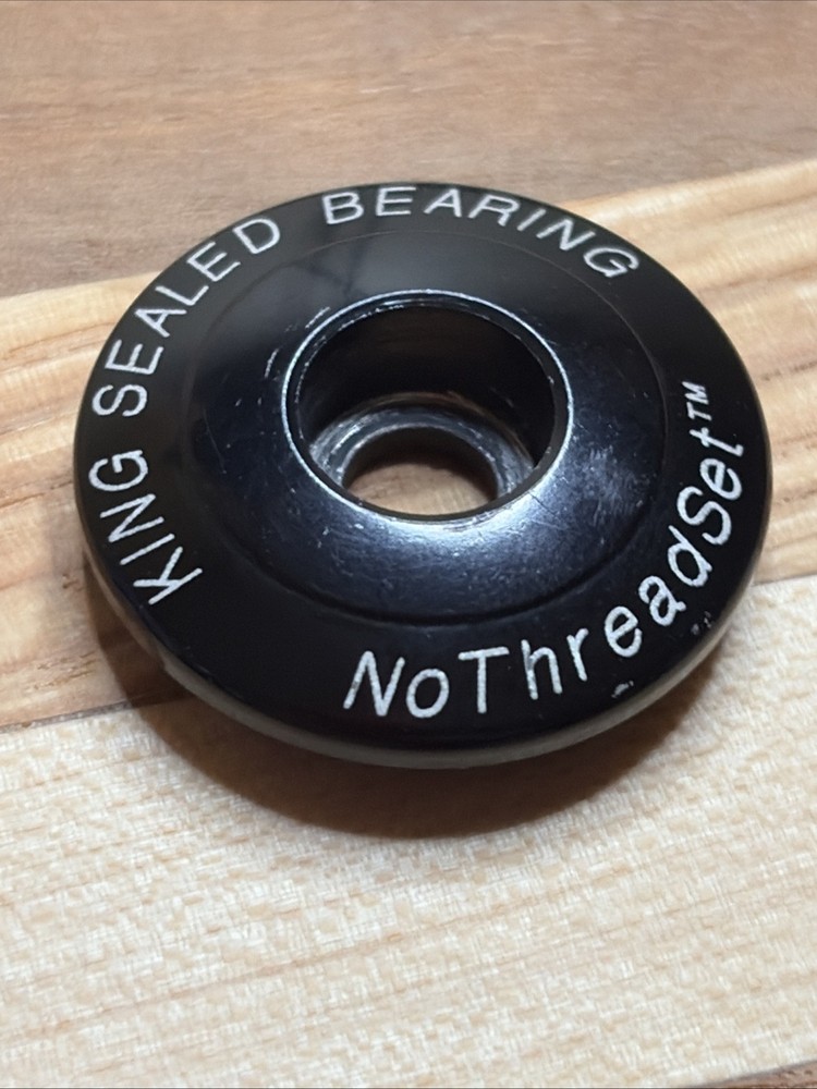 Chris King NoThreadSet Threadless Headset Top Cap 1" Vintage Red Stem