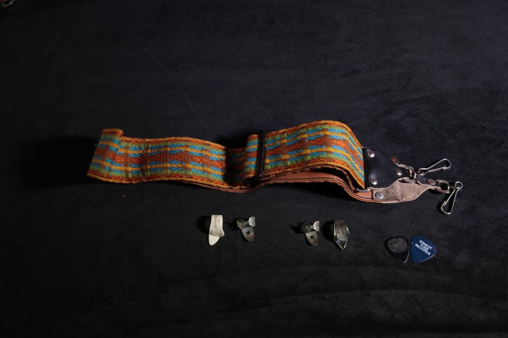 Harmony 5 String Banjo with carrying case