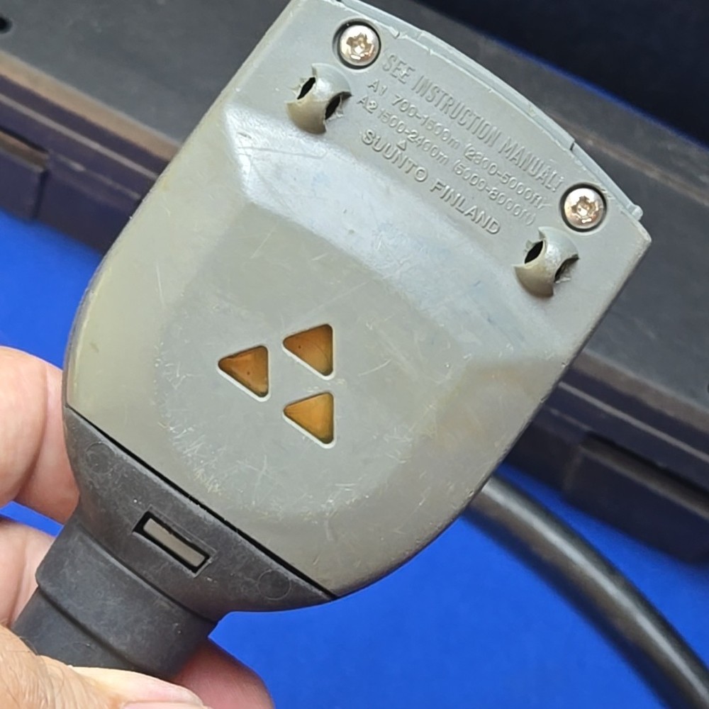 SeaQuest Lux EON Dive Computer Console Scuba UNTESTED