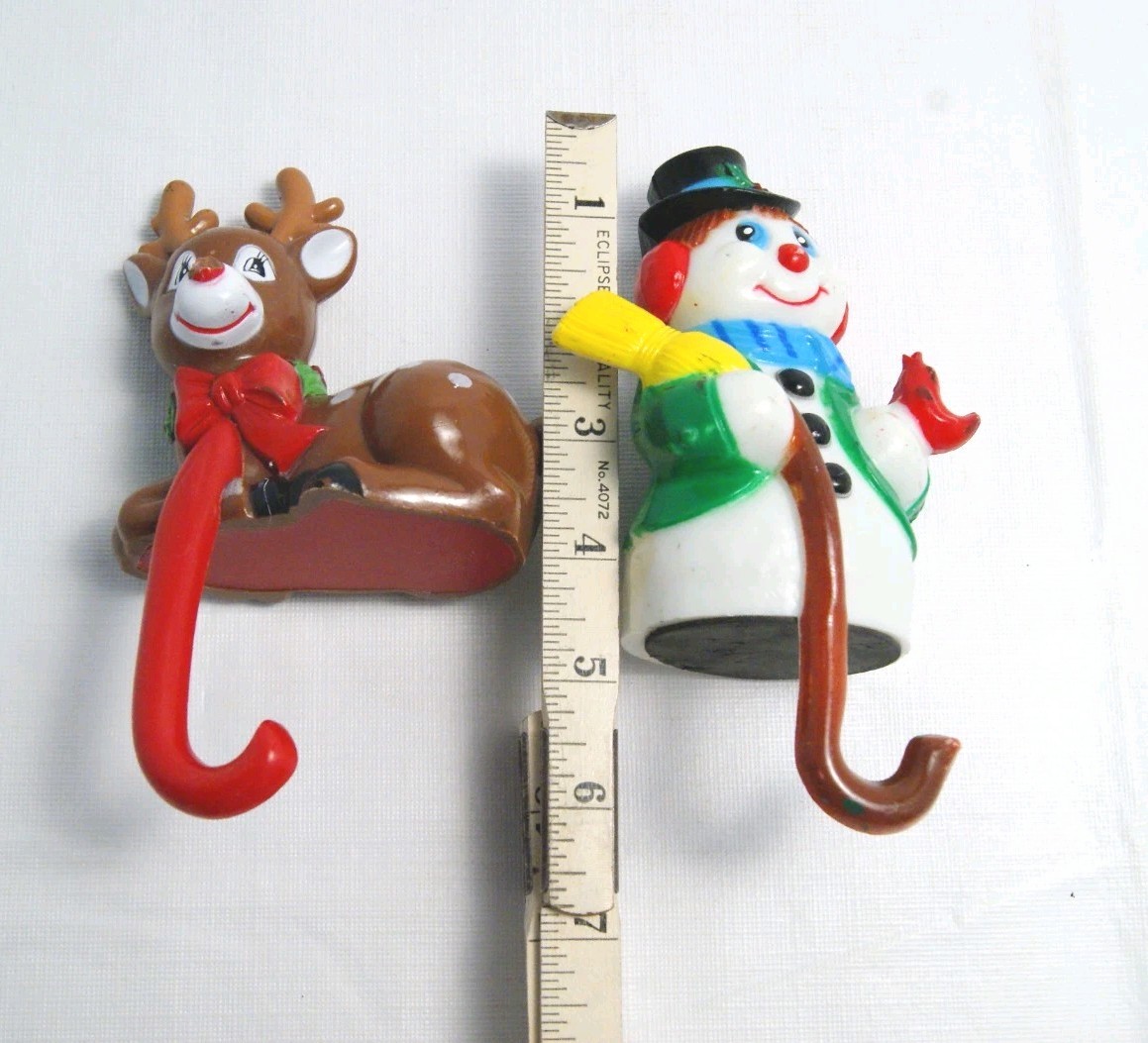 Vintage 1980s Plastic Holiday Stocking Hanger Set – Santa Snowman Reindeer READ
