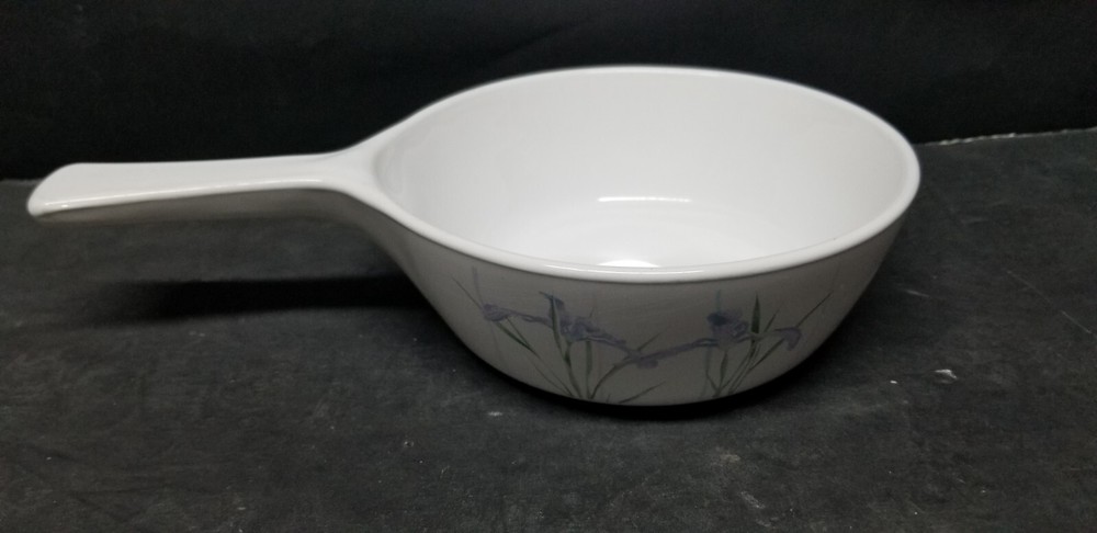 CORNING WARE SHADOW IRIS SAUCE PAN S-81-B