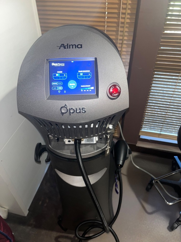 2022 Alma Opus with Accessories