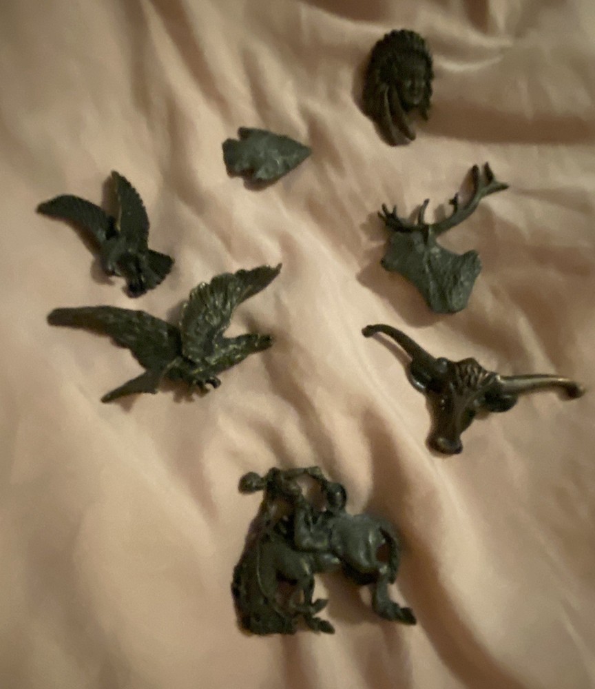 Metal Figures With Rivots
