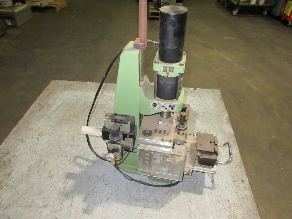 SCHMIDT PNEUMATIC PRESS 2" STROKE TYPE 22 / 22-005 650LB CAPACITY #C