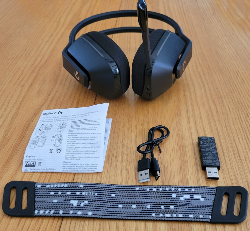 Logitech G733 Wireless Gaming Headset