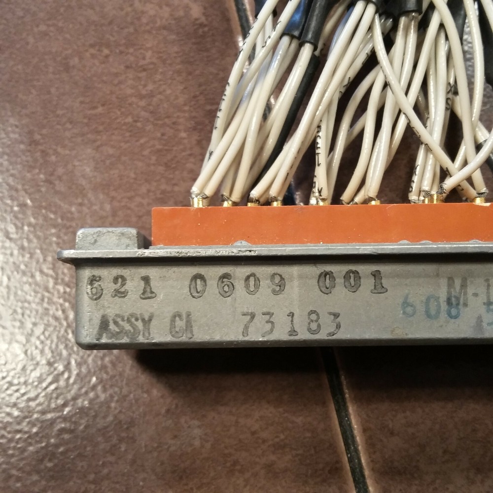 Collins 621-0609-001 Connector