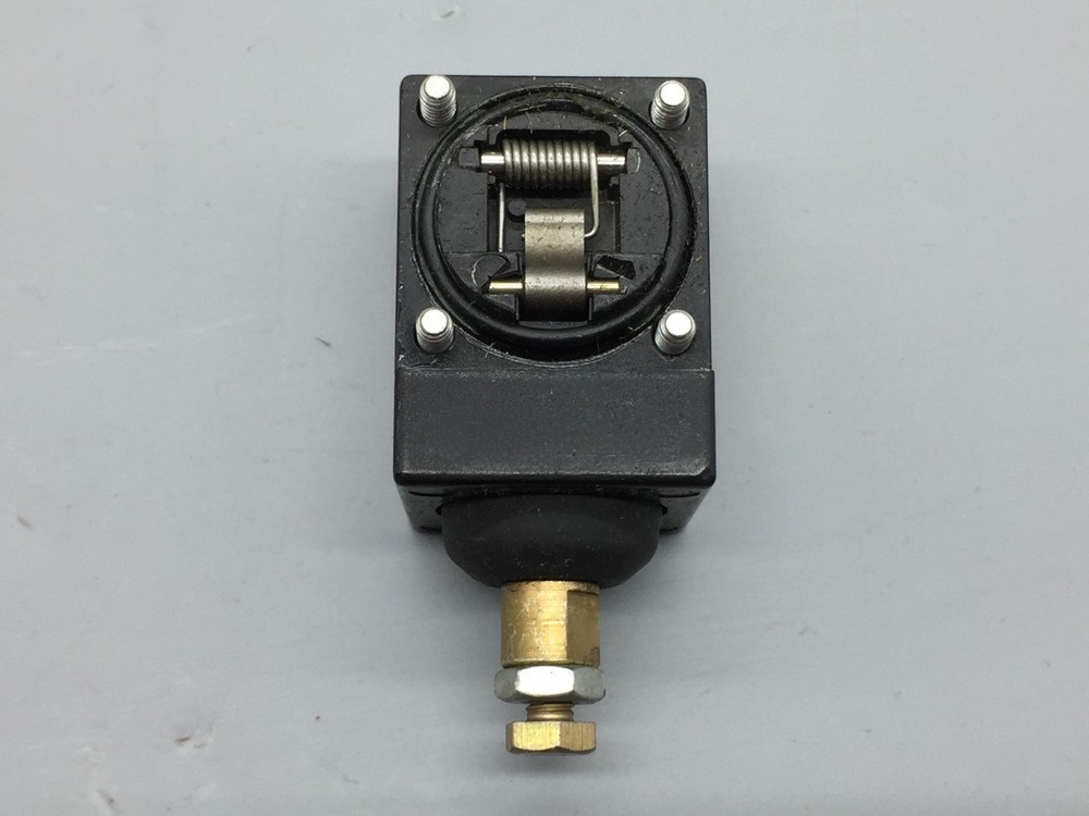 HONEYWELL / MICROSWITCH LZZ1W LIMIT SWITCH