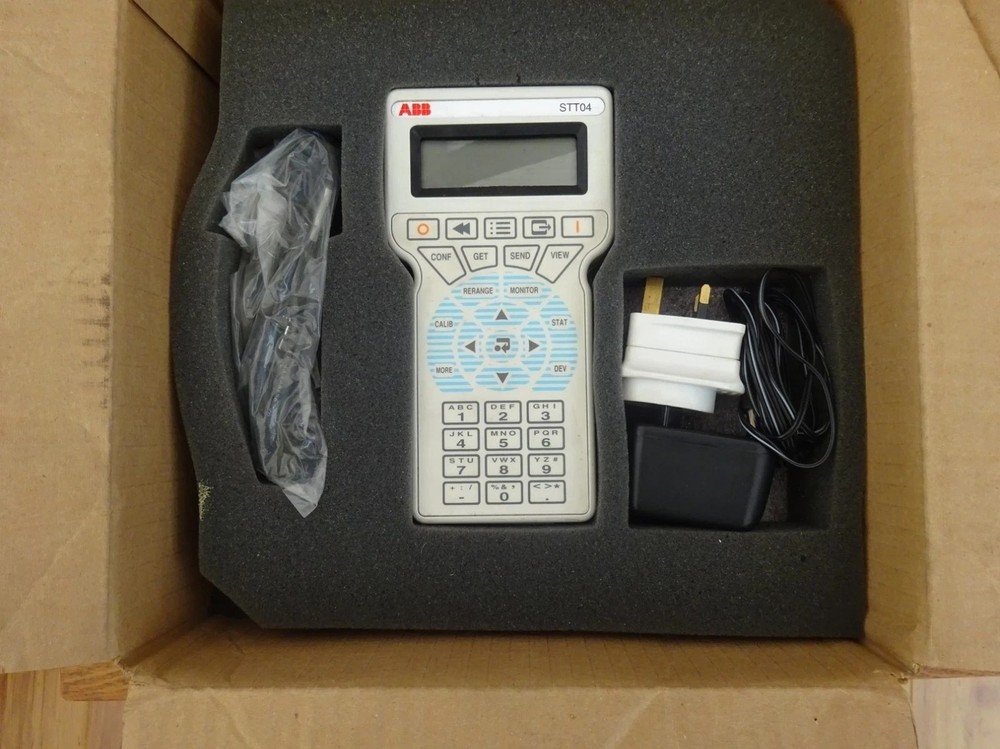 ABB STT04 Bailey Smart Temperature Transmitter Terminal Programmer (Used) B148