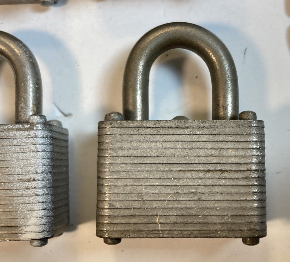 Master Lock No. 22 Padlocks Lot - Keyed Same - 4 Locks - 2 Keys - Milwaukee