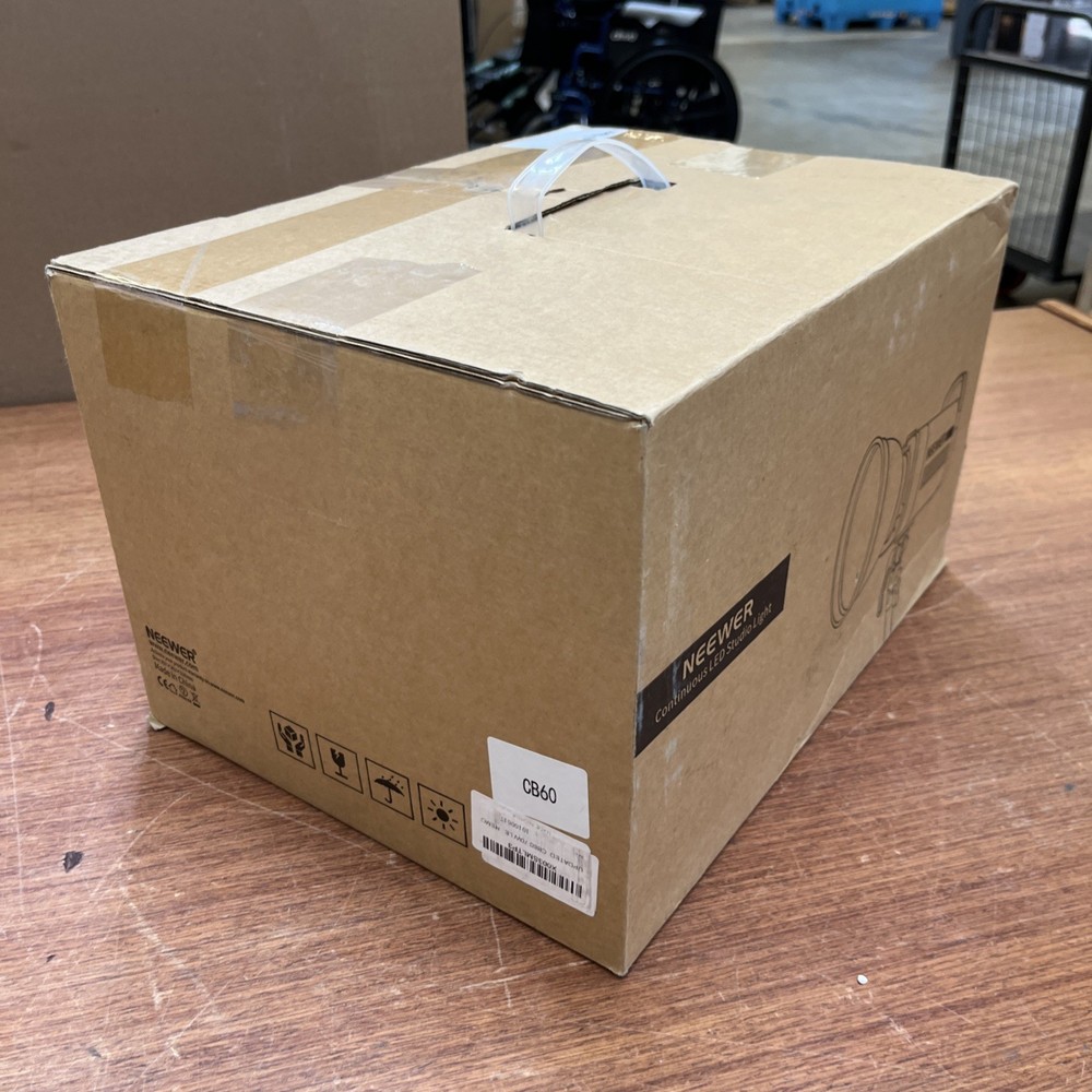 NEEWER CB60 LED Video Light