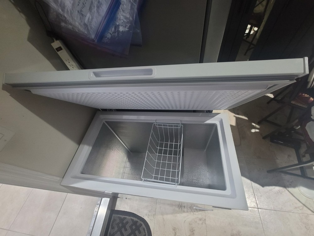 deep freezer chest 7 cu ft white