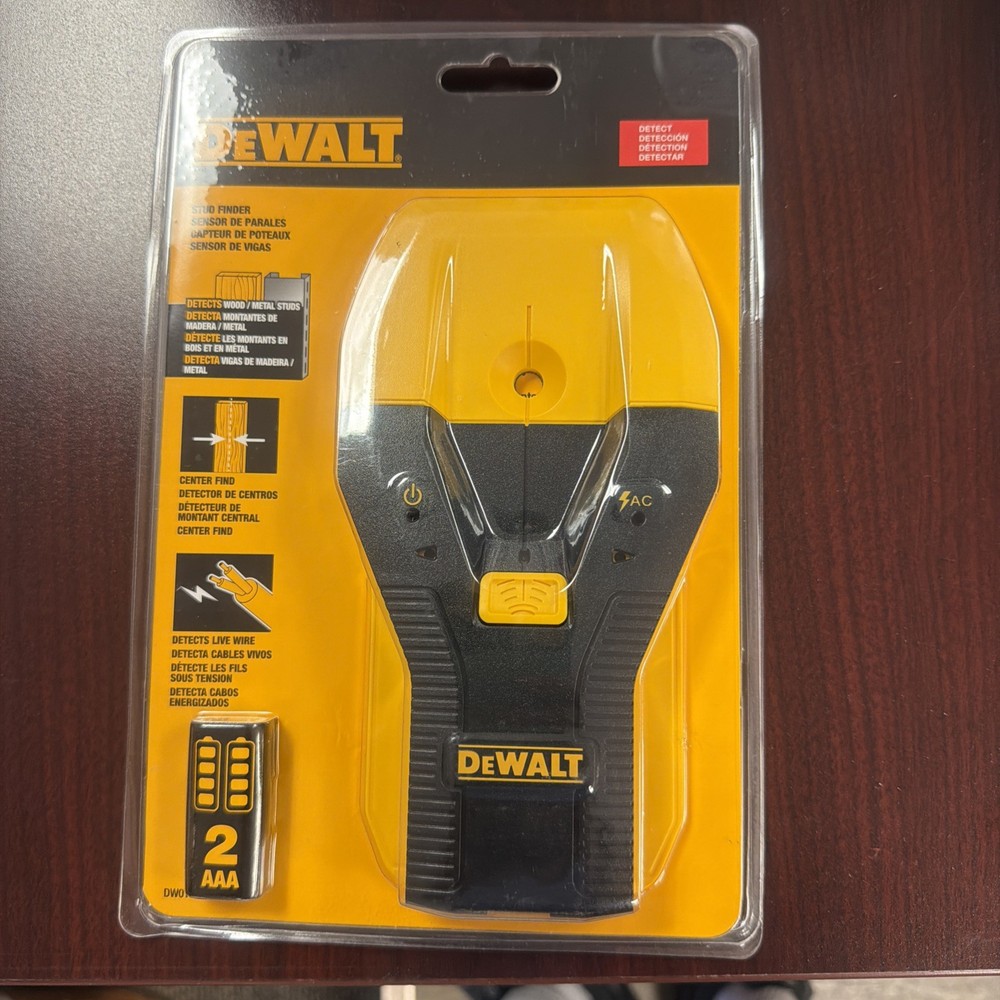 DEWALT DW0150 1.5 inch Stud Finder