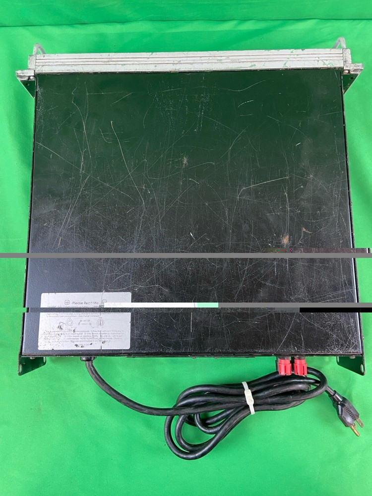 CROWN MACRO-TECH 600, 2 CHANNEL POWER AMPLIFIER